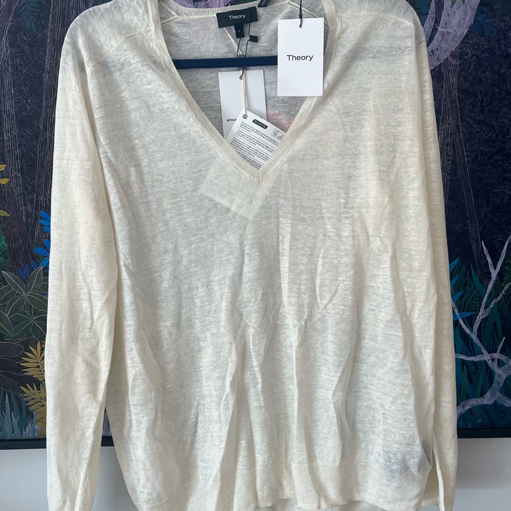 Theory V-Neck Sweater in Ivory/Cream